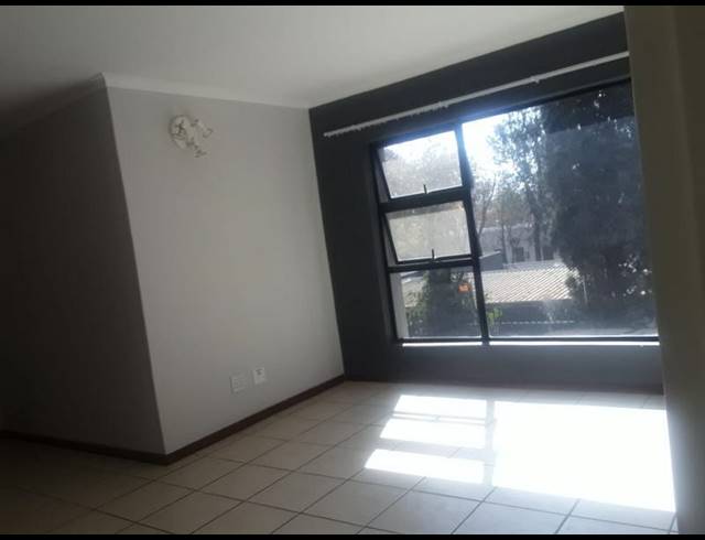 2 BEDROOM PROPERTY TO RENT IN FERNDALE